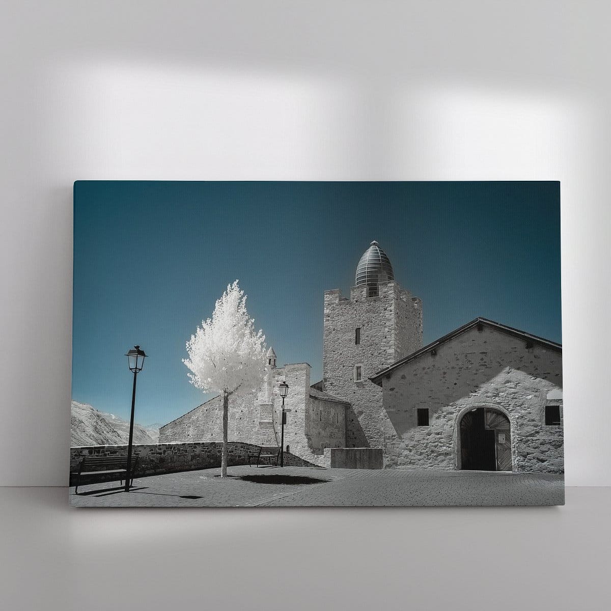 De glazen koepel van Botta - Kasteel Leuk in infrarood - Ad van Koppen Fotografie Werk aan de Muur 1977558 De glazen koepel van Botta Kasteel Leuk in infrarood Ad Van Koppen Fotografie 1200x1200 Werk als canvas landscape instagramFeed - Foto aan de muur